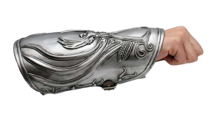 Assassin Creed 2 Ezio Hidden Blade Role Play Gauntlet Replica PREORDER - immagine 4