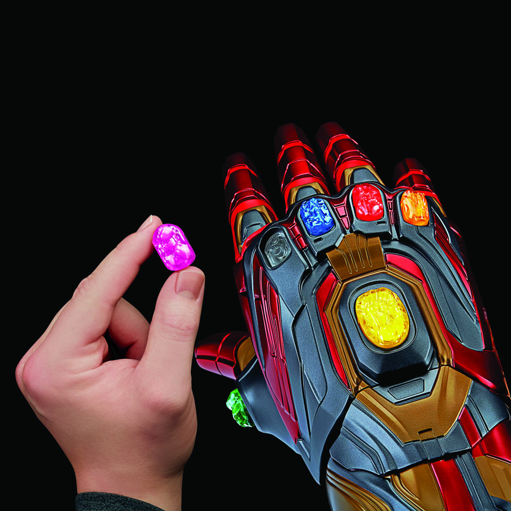 Marvel Legends Series Electronic Iron Man Nano Gauntlet PREORDER - immagine 8