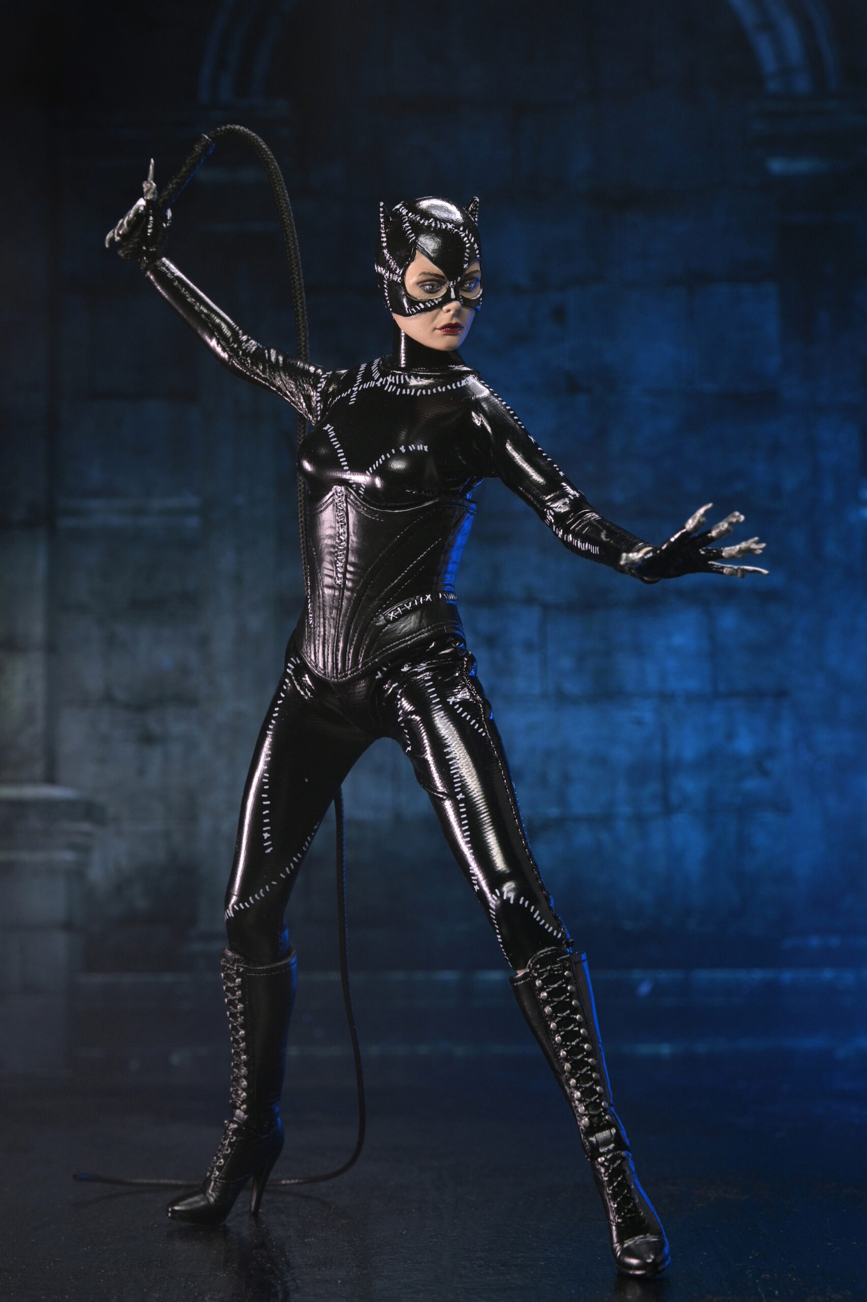 Batman Returns Catwoman Clothed Af PREORDER - immagine 2