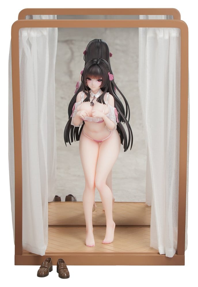 Azur Lane Gift+ PVC Figure 1/8 Trinidad Trapper in the Changing Room Ver. 23 cm PREORDER - immagine 4