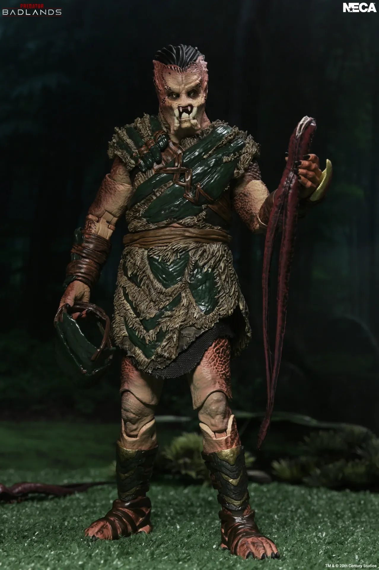 Predator Badlands Dek Bone Bison Armor Ultimate Action Figure PREORDER - immagine 8